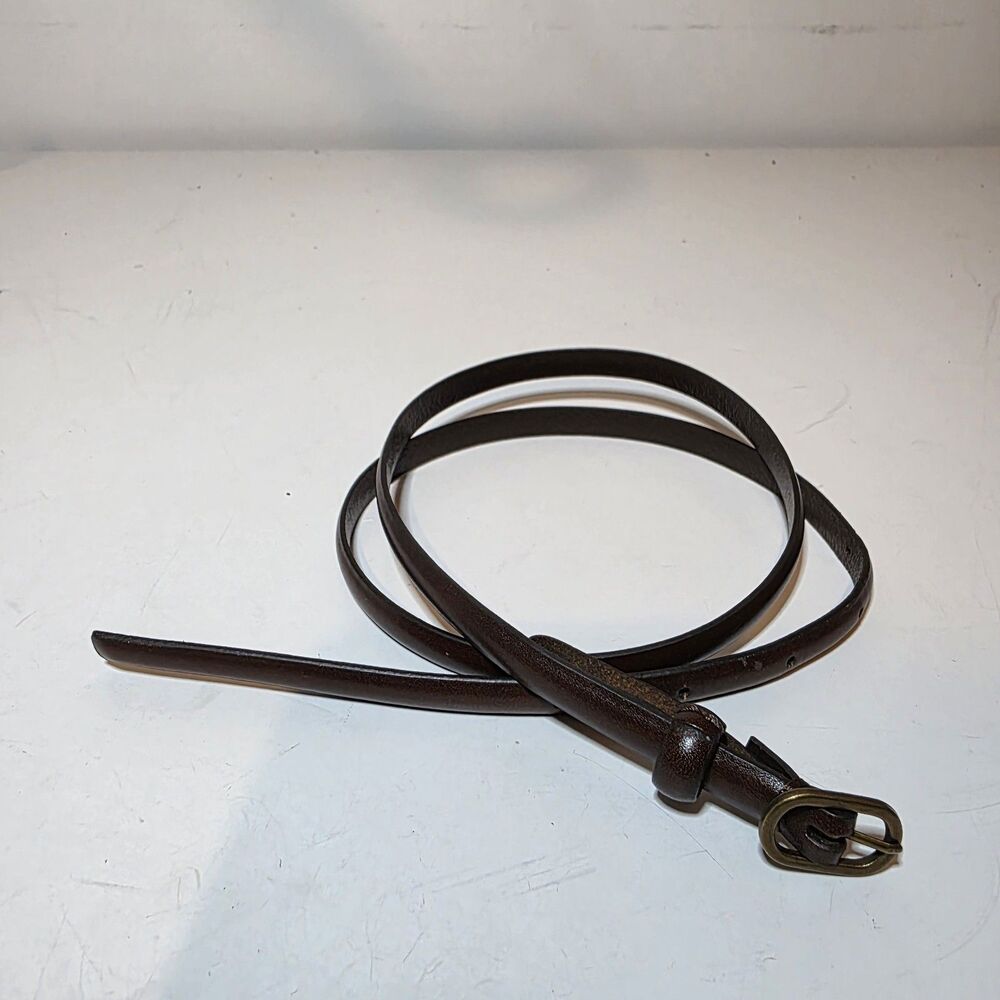 Club Monaco Brown Solid Soft Thin Leather Belt Brass Hardware Buckle 33 Inch